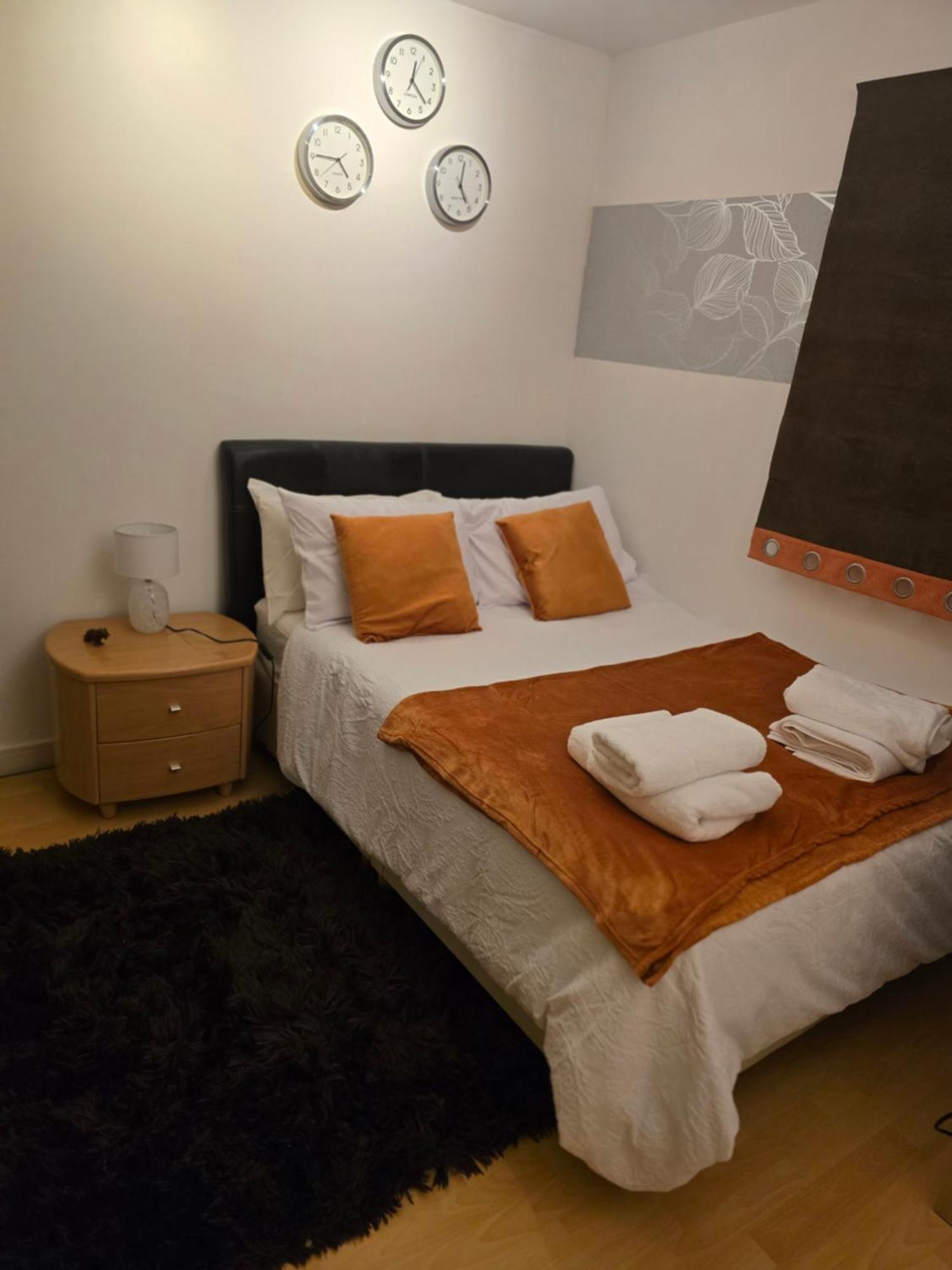 Room Away From Home Shinfield Exterior foto