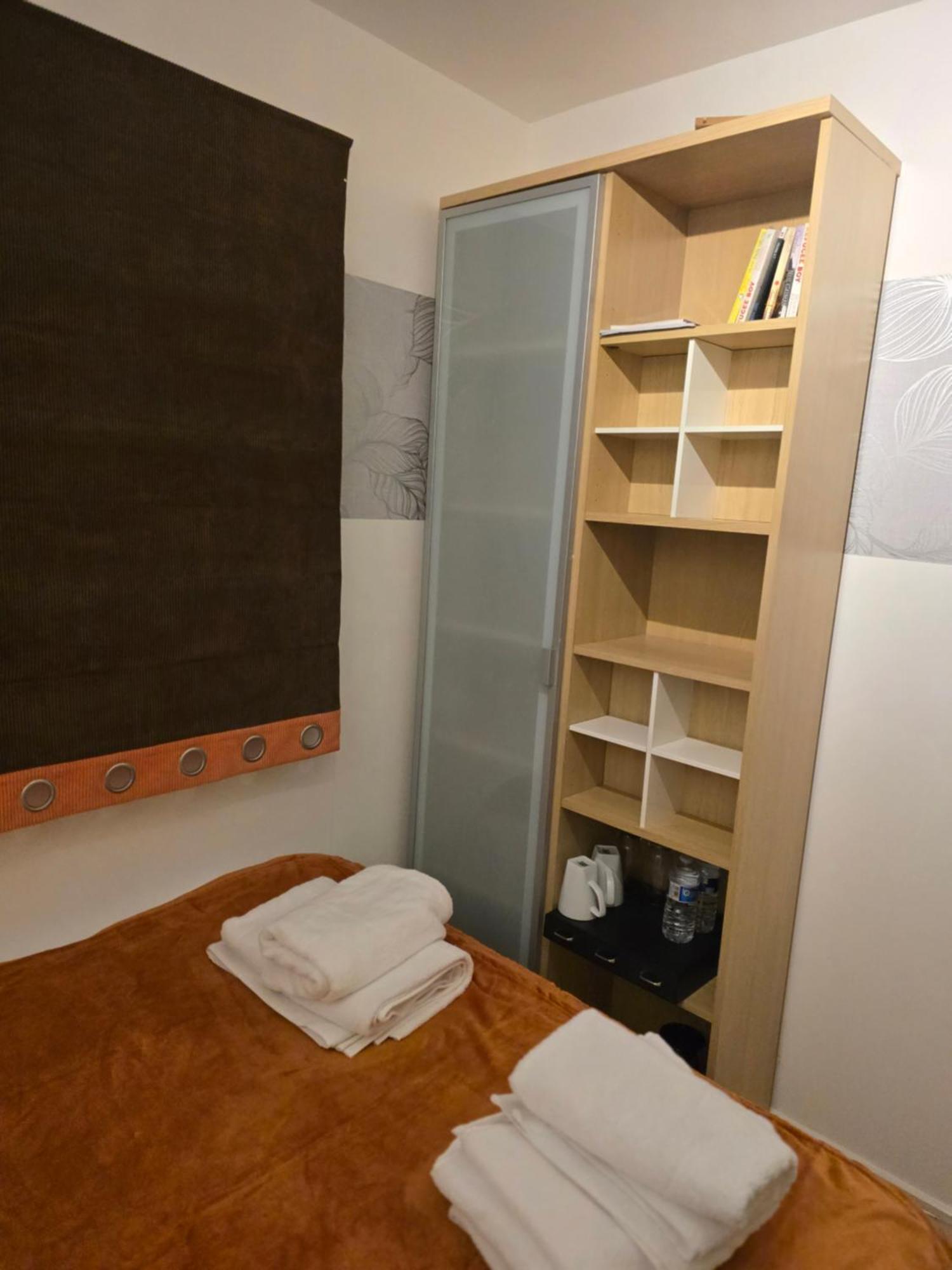 Room Away From Home Shinfield Exterior foto